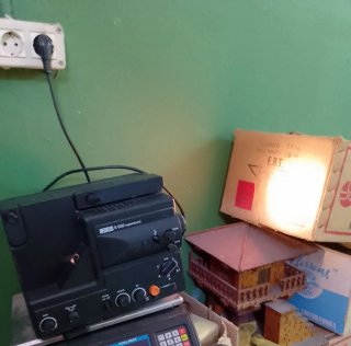 Proyector cine VINTAGE EUMIG S 932 supersound