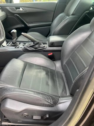 Peugot 508 SW familia semiautomatco
