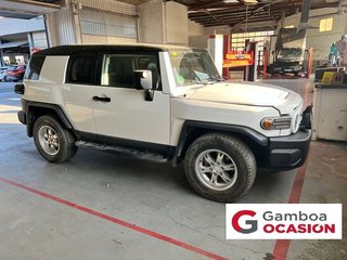 Toyota Land Cruiser 4.0 V6 LIMITED AUTO FJ CUISER