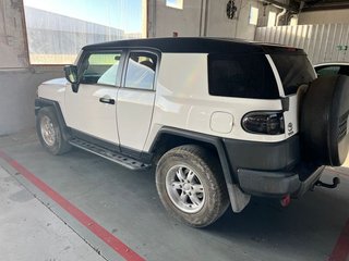 Toyota Land Cruiser 4.0 V6 LIMITED AUTO FJ CUISER