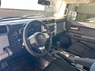 Toyota Land Cruiser 4.0 V6 LIMITED AUTO FJ CUISER