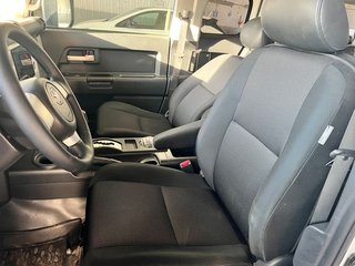 Toyota Land Cruiser 4.0 V6 LIMITED AUTO FJ CUISER