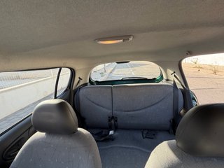 Toyota Yaris 2000