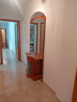 Mueble recibidor con espejo y cajón
