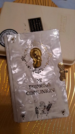 Libro primera comunión niña