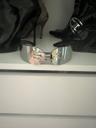 Occhiali da sole unisex design metallico