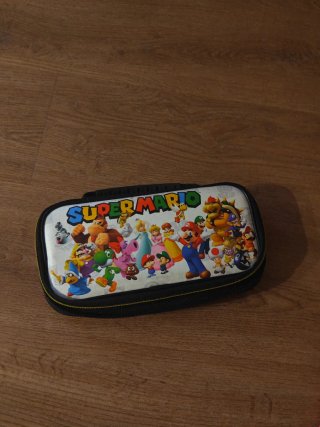 Nintendo Switch Funda,dos mandos, cargador par TV