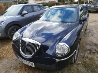 Lancia Thesis 2005
