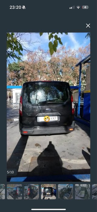 Ford Transit Connect Negra