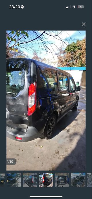 Ford Transit Connect Negra