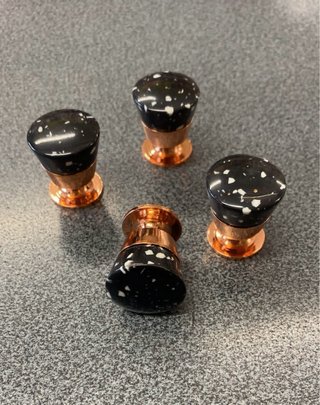 Pomelli in ottone nuovi