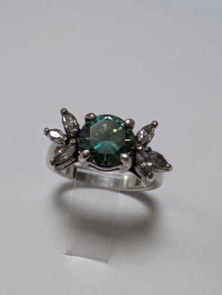 Anillo Moissanita Verde