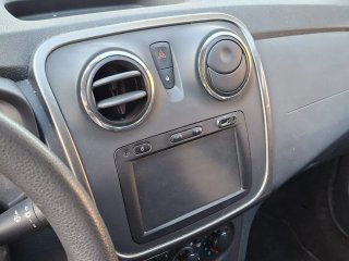 Dacia Sandero 2015