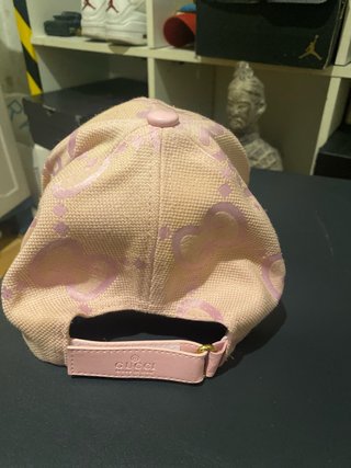 Gorra Gucci Rosa GG y gorra de nueva york