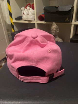 Gorra Gucci Rosa GG y gorra de nueva york