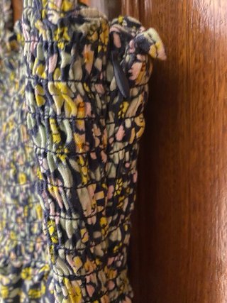 Vestido Zara Nido Abeja Floral Talla M