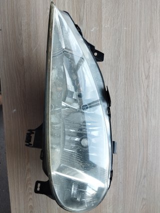 Faro izquierdo Renault Megane I