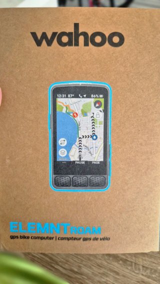 GPS Wahoo Roam V3 na caixa