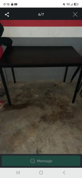 Mesa y sillas