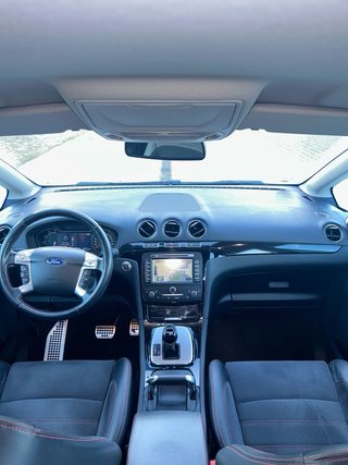Ford S-MAX Titanium S Powershift