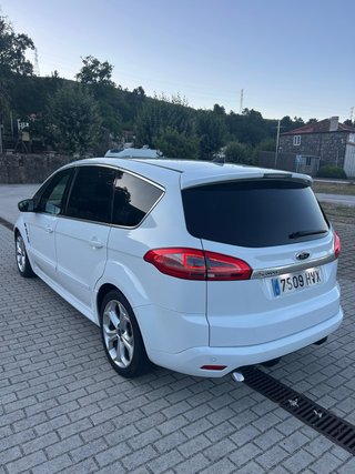 Ford S-MAX Titanium S Powershift