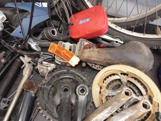 Lote de piezas y repuestos para bicicleta