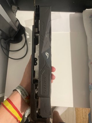 Scheda Grafica ASUS RX 570 4GB