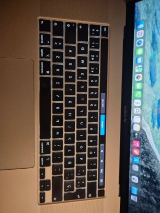 MacBook Pro 16 i7 500GB 16GB