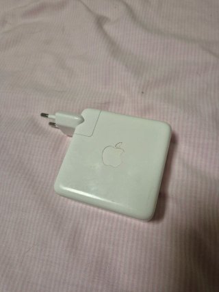 MacBook Pro 16 i7 500GB 16GB