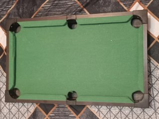 Mini mesa de billar con accesorios