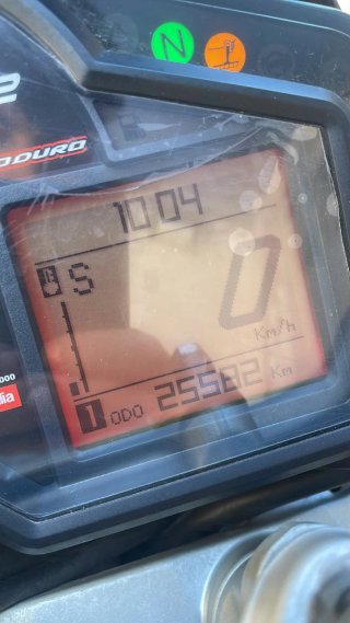 Aprilia Dorsoduro 750