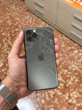Pacchetto Apple: Macbook Pro + 2 iPhone + iPad Mini