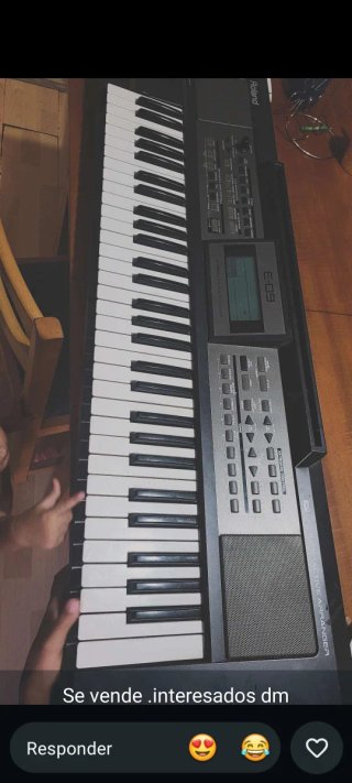 Teclado Roland E-09 Interactive Arranger