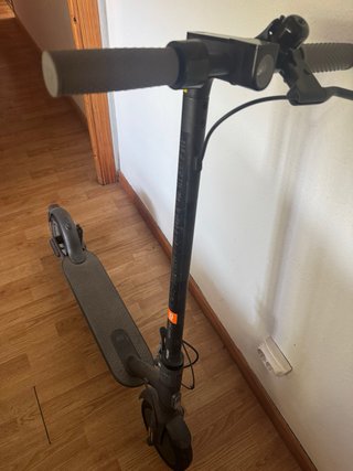 Patinete Eléctrico CASI NUEVO  MI  25km