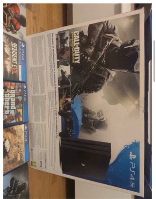 PS4 Pro 1TB + 2 Mandos + 11 Juegos