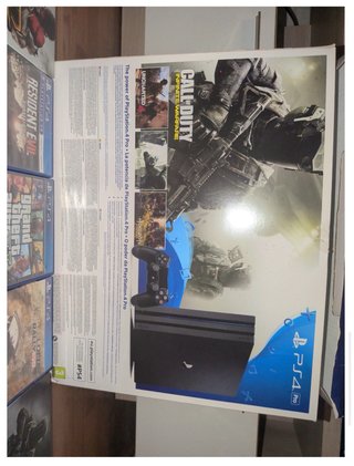 PS4 Pro 1TB + 2 Mandos + 11 Juegos