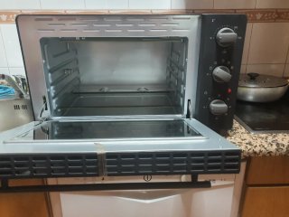 Horno Koenic 38L Negro