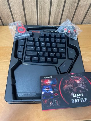 Teclado Mecánico Gaming Redragon DITI RGB