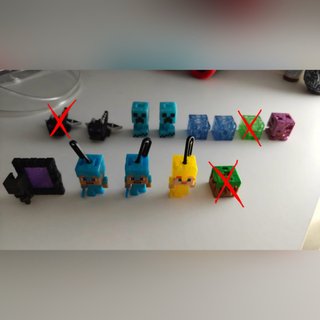 Figuras Minecraft Kinder Joy