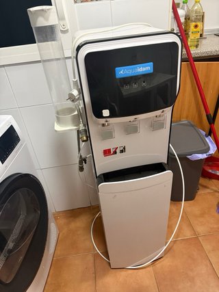 Dispensador de agua Aquaidam