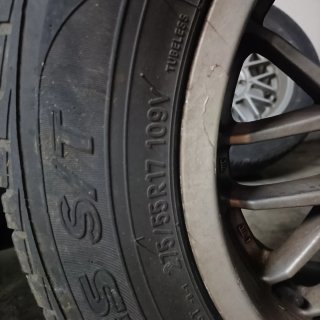 Llantas 4x4 6 tornillos poco uso