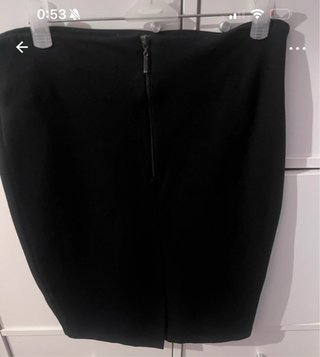 Falda elástica negra talla M de zara