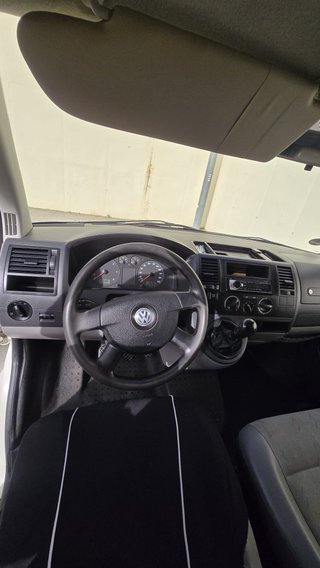 Volkswagen Transporter T5 2009