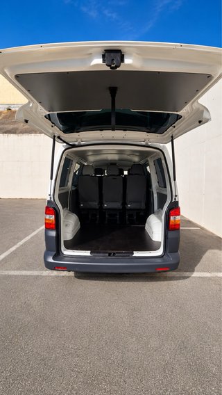 Volkswagen Transporter T5 2009