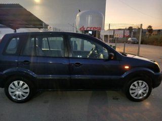 Ford Fusion 2004