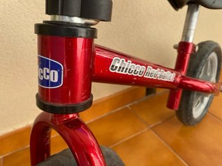 Bici sin pedales Chicco roja