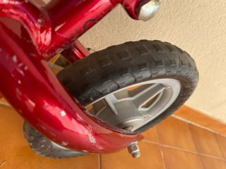 Bici sin pedales Chicco roja