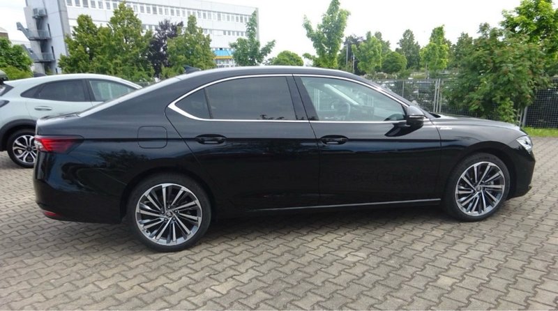 Škoda Superb 2022, foto 2