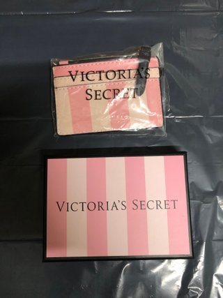 Tarjetero Victoria's Secret Rayas Rosas
