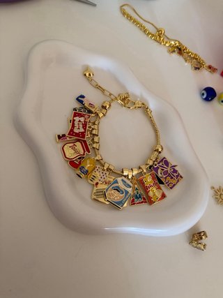 Pulsera estilo Pandora con charms